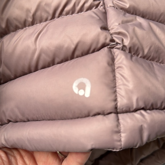 Hyba Down Jacket, size Large - Picture 7 of 9